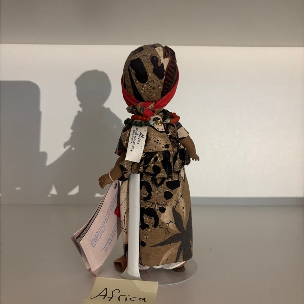 Beautiful Madame Alexander Africa doll